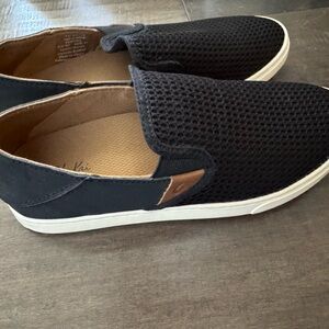 OluKai New Without Tags Black Slip-On Comfortable Sneaker Size 7